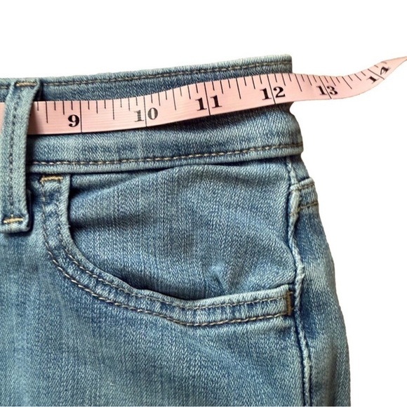 Levi’s 💙 710 Low Rise Super Skinny Distressed Jeans Sz 25 Women’s Blue - Picture 10 of 13